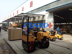 今日福瑞得微動態(tài)--福瑞得機械小型壓路機發(fā)往北京、福建等地