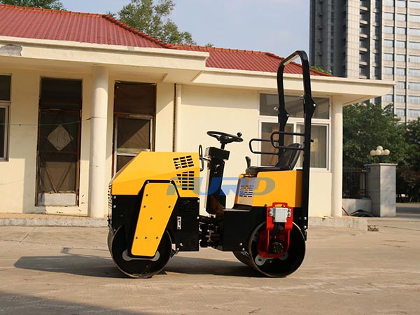 關(guān)于小型壓路機變速箱的保養(yǎng)知識你知道多少？